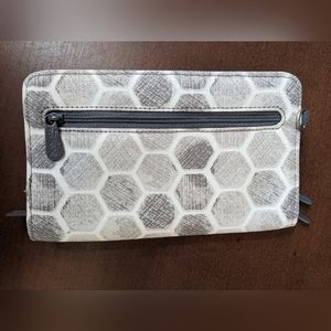 Thirty-one wallet